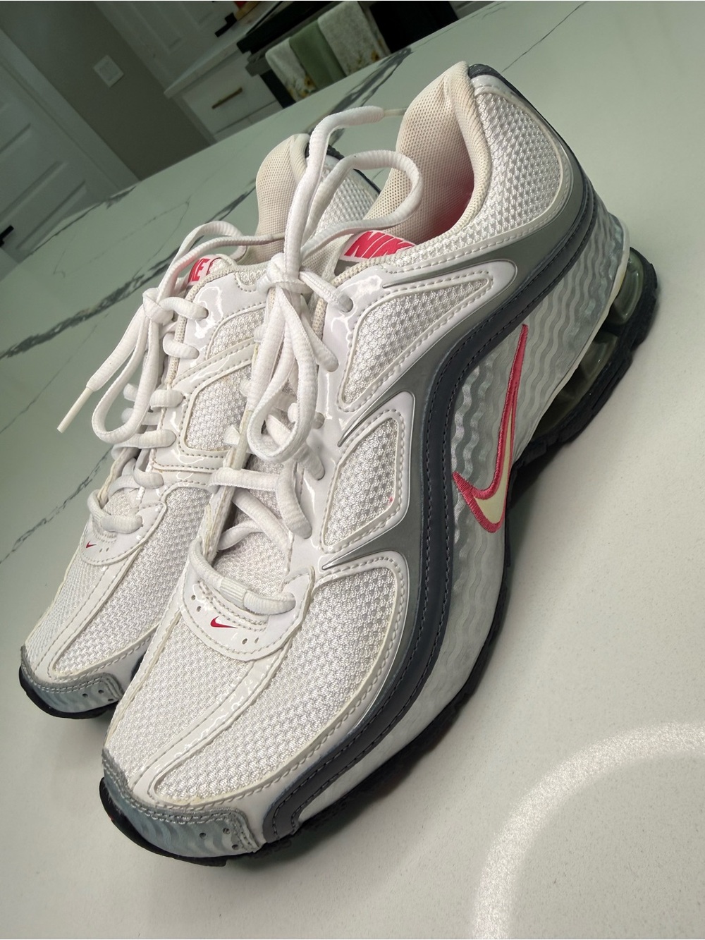 Nike Reax Run 5 Women's Running Shoes - Size 8